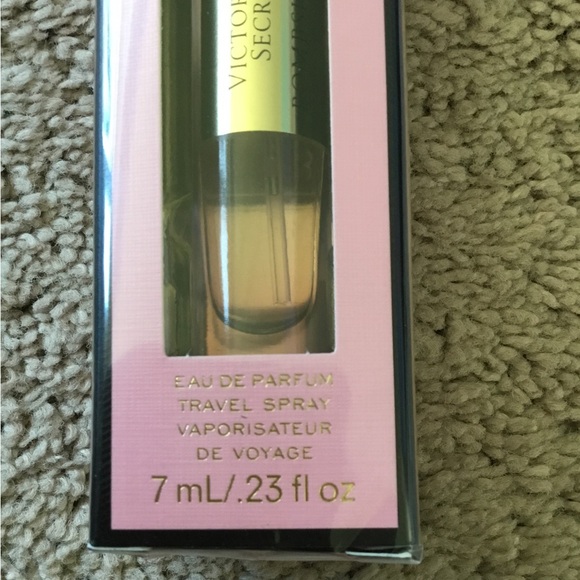 Victoria's Secret Bombshell Travel or Purse Sized Fragrance NWT - Picture 2 of 8